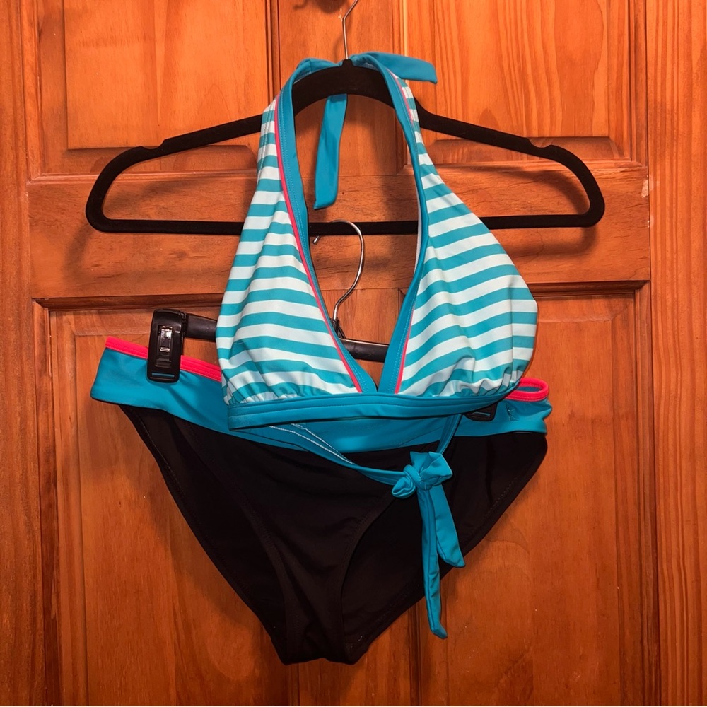 Danskin Women’s Bikini Set – Size Large (Top & Bottom)